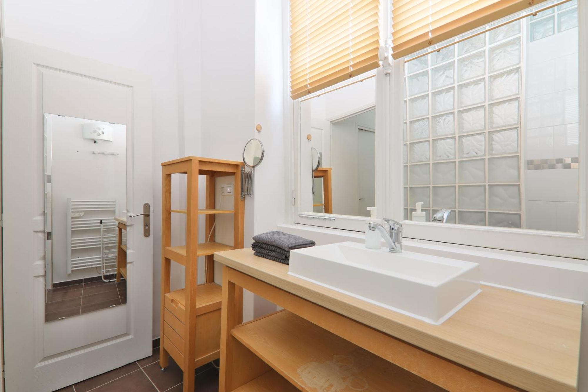 Appartement Quartier Place Des Vosges Paris Eksteriør billede